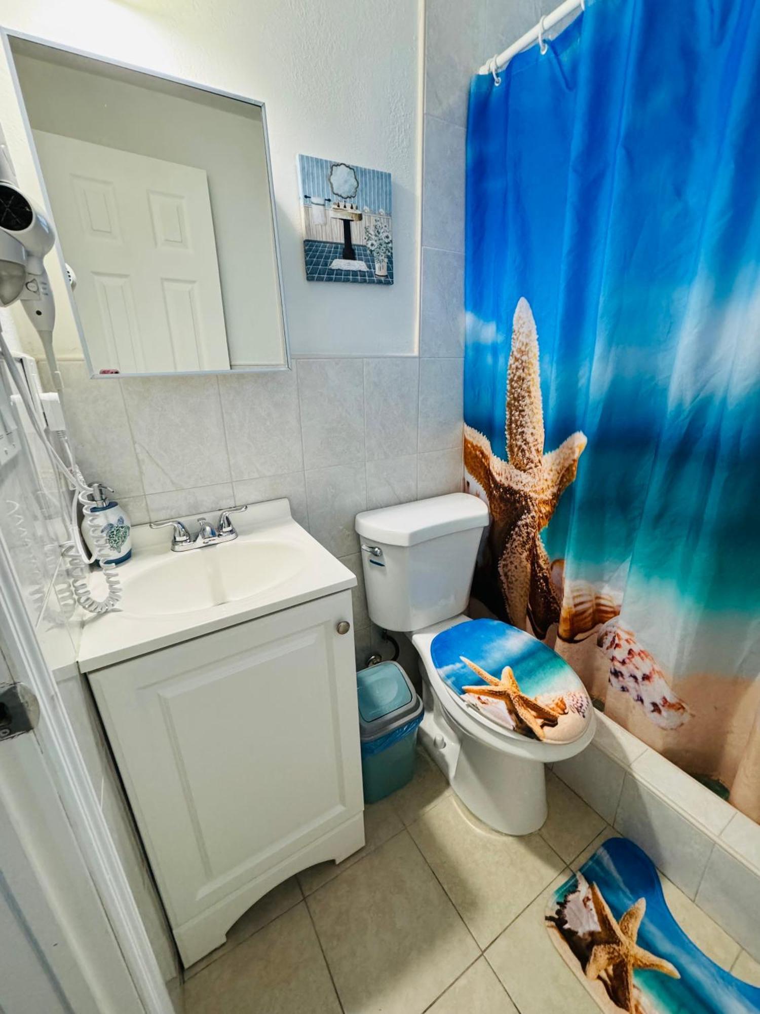 B5 Best Value On Private Bedroom With Private Bathroom In Little Havana, Μαϊάμι Εξωτερικό φωτογραφία